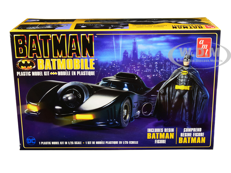 Skill 2 Model Kit Batmobile With Resin Batman Figurine Batman (1989)  1/25 Scale Model By AMT