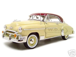 Image of 1950 Chevrolet Bel Air Cream 1/18 Diecast Model Car by Motormax