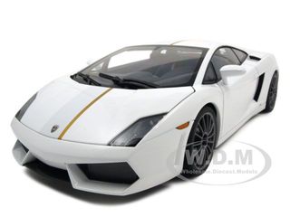 Lamborghini Gallardo Lp550-2 Valentino Balboni White/bianco Monocerus 1/18 Diecast Model Car By Autoart