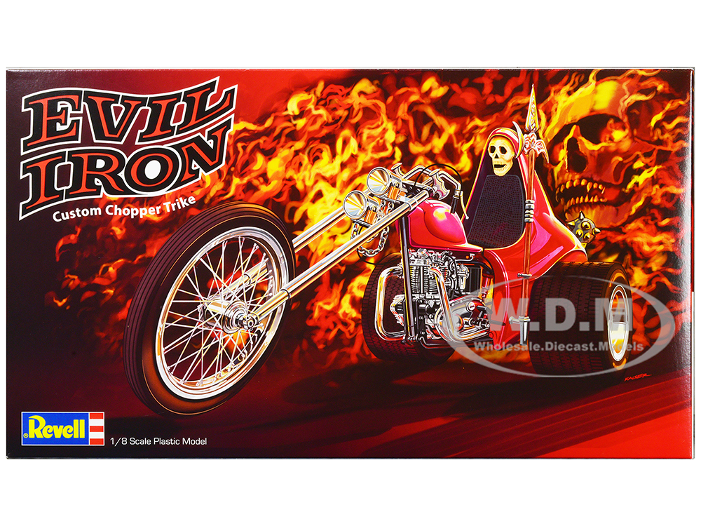 Level 5 Model Kit Evil Iron Custom Chopper Trike 1/8 Scale Model By Revell