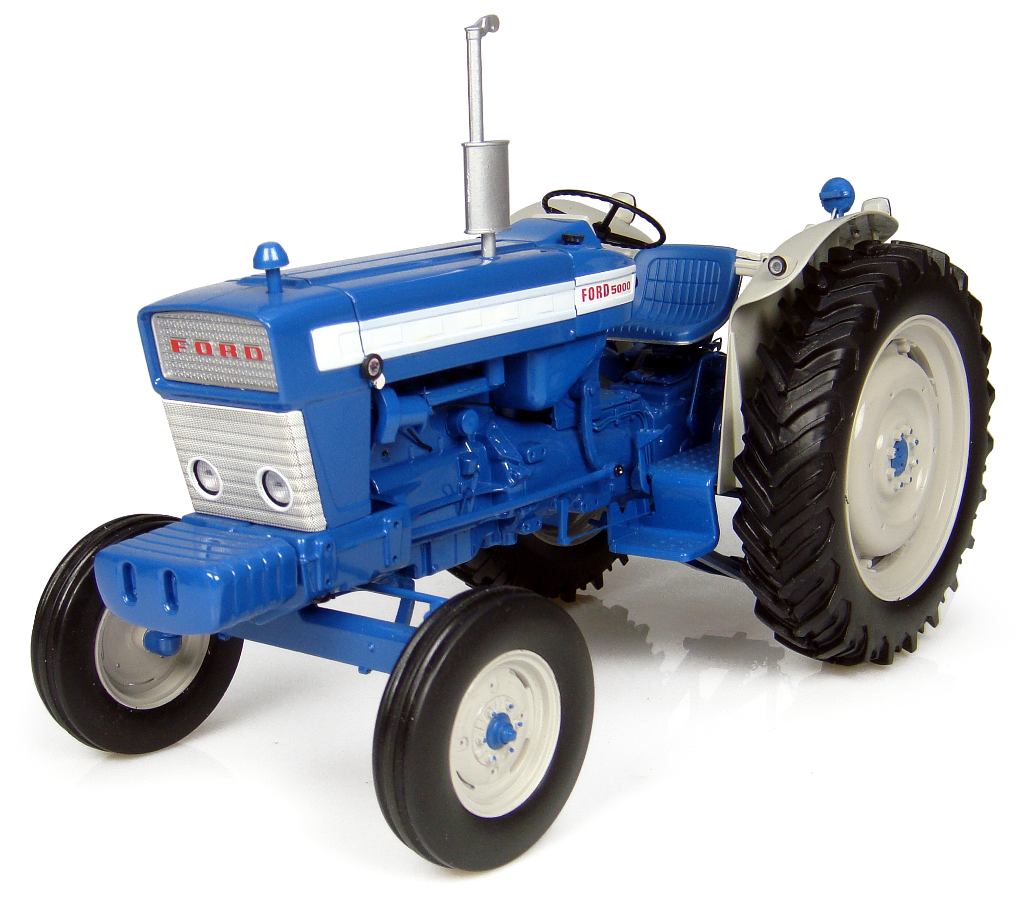 1964 Ford 5000 Tractor 1/16 Diecast Model by Universal Hobbies
