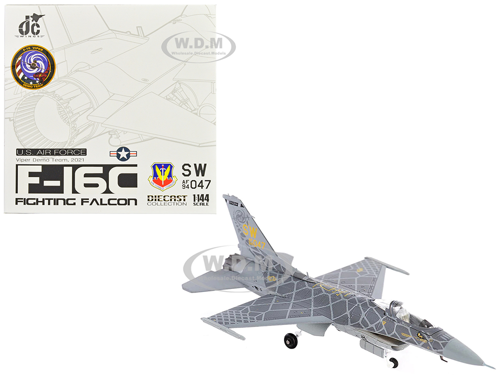 Lockheed Martin F-16C Fighting Falcon Fighter Aircraft Viper Demo Team (2021) United States Air Force 1/144 Diecast Model by JC Wings