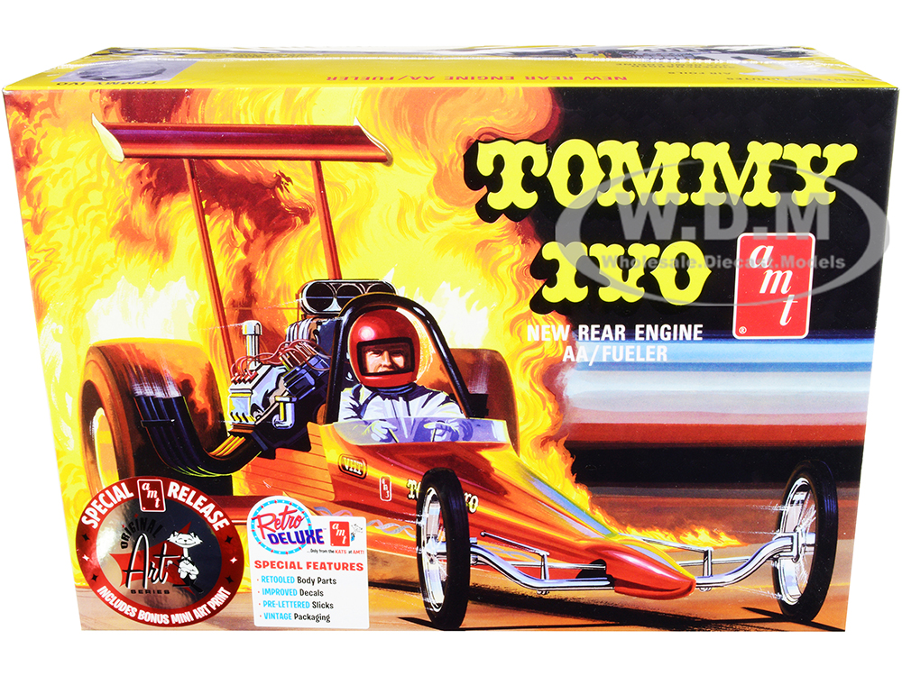 Skill 2 Model Kit Tommy Ivo Rear Engine Dragster 1/25 Scale Model by AMT