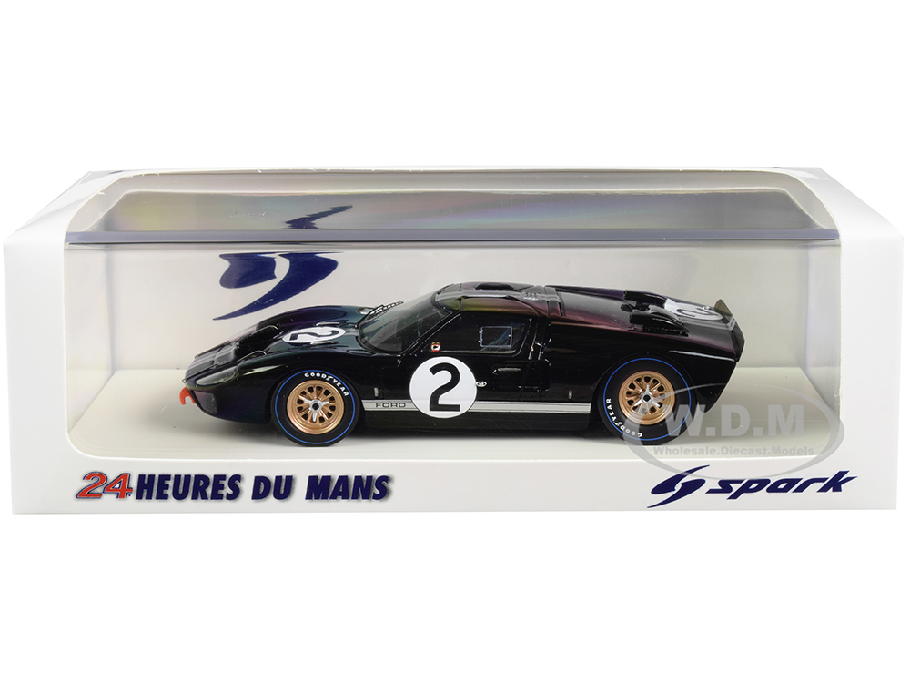 Image of Ford GT-40 MK II 2 Bruce McLaren - Chris Amon Winner 24H Le Mans (1966) 1/43 Model Car by Spark