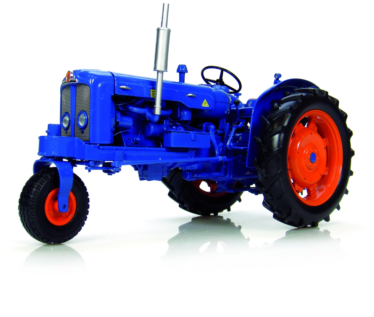 Fordson Super Major Narrow Row Crop Version Tricycle Tractor 1/16 Diecast Model By Universal Hobbies