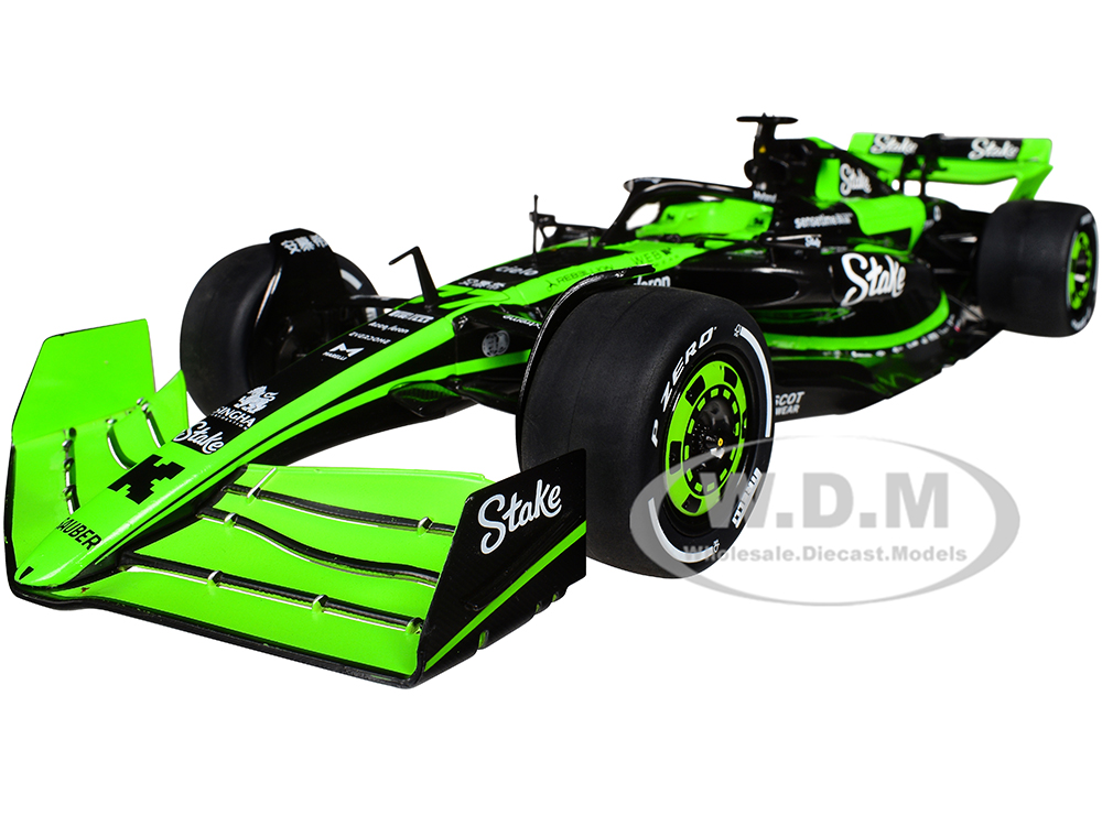 Kick Sauber C44 #77 Valtteri Bottas Stake F1 Team Kick Sauber Formula One F1 World Championship (2024) Competition Series 1/18 Diecast Model Car by Solido