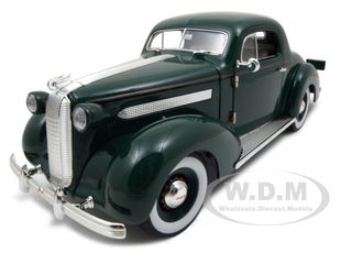 1936 Pontiac Deluxe Green 1/18 Diecast Model Car By Signature Models