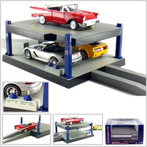 Battery Operated Car Lift For 1/24 Scale Cars Goes Up And Down Rotates Fits 3 Cars