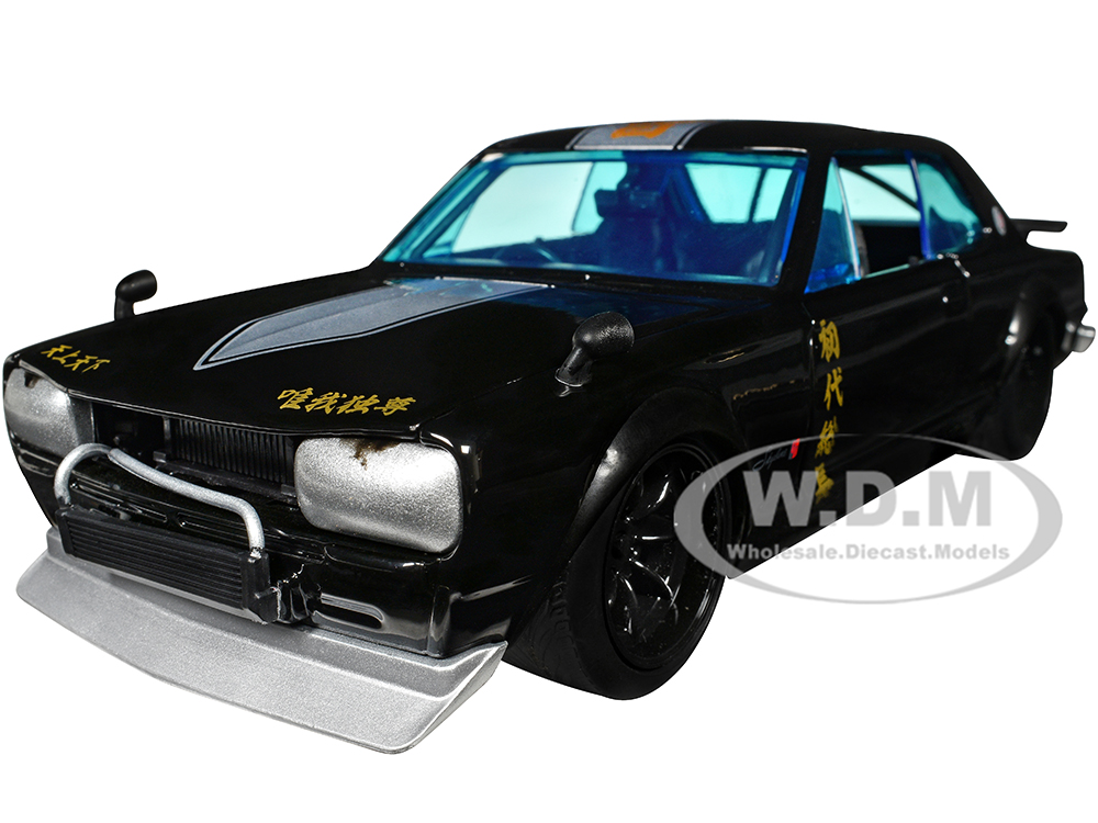 1971 Nissan Skyline GT-R RHD (Right Hand Drive) Black with Silver Stripe and Mikey Diecast Figure Tokyo Revengers (2021) TV Series Anime Hollywood Rides Series 1/24 Diecast Model Car by Jada