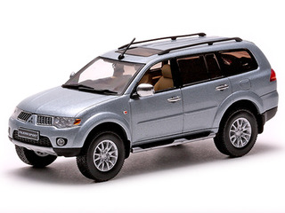 Mitsubishi Pajero Sport Cool Silver Metallic 1/43 Diecast Car Model by Vitesse