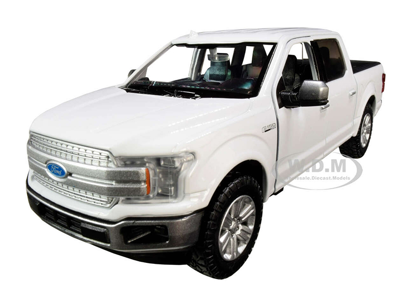 2019 Ford F-150 Lariat Crew Cab Pickup Truck White 1/24-1/27 Diecast Model Car by Motormax