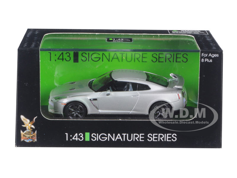 Nissan Gt-r R35 Silver 1/43 Diecast Model Car By Road Signature