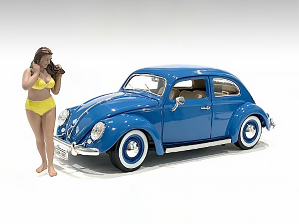 Beach Girl Amy Figurine for 1/18 Scale Models by American Diorama