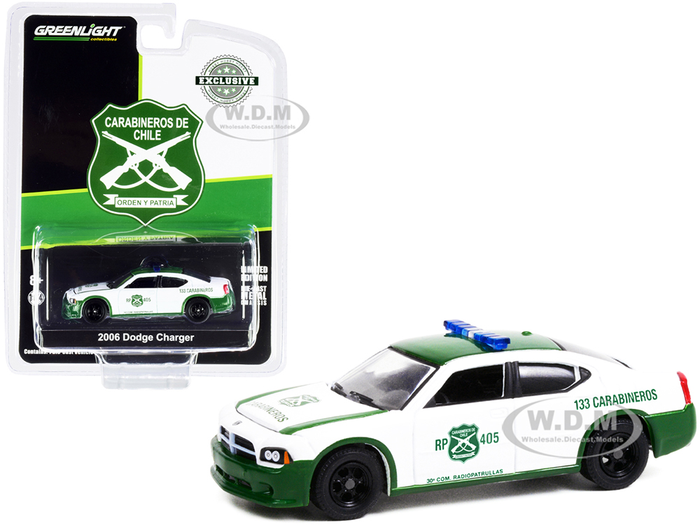 2006 Dodge Charger Police Car Green and White Carabineros de Chile Hobby Exclusive 1/64 Diecast Model Car by Greenlight