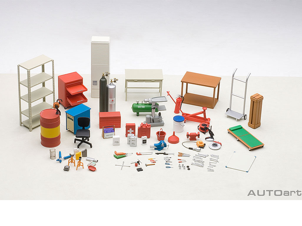 Garage Kit Set for 1/18 Scale Models by Autoart
