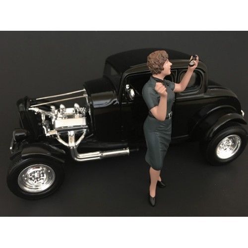 50s Style Figure Iv For 124 Scale Models By American Diorama