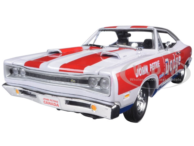 1969 Dodge Coronet Super Bee Ss/e John Petrie Limited Edition To 1002pcs 1/18 Diecast Model Car By Autoworld