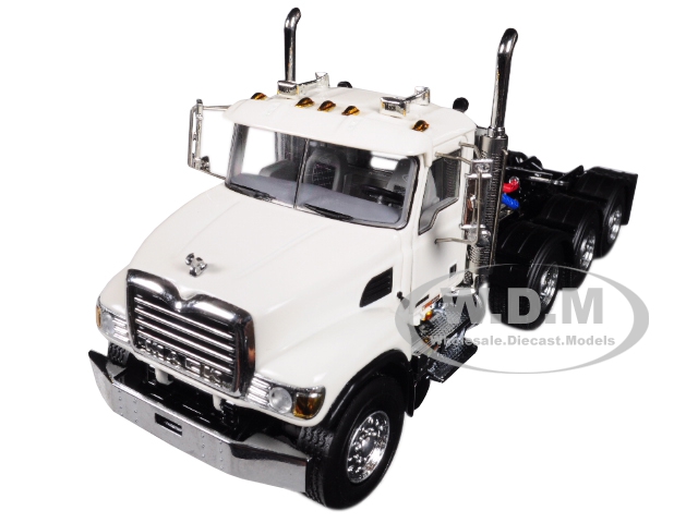Mack Granite 8x4 4 Axle Tractor Day Cab White 1/50 Diecast Model By Wsi Models