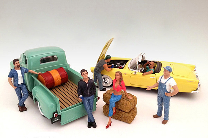 "Hanging Out" 6 piece Figurine Set for 1/18 Scale Models by American Diorama