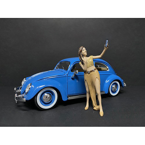 "Partygoers" Figurine V for 1/24 Scale Models by American Diorama