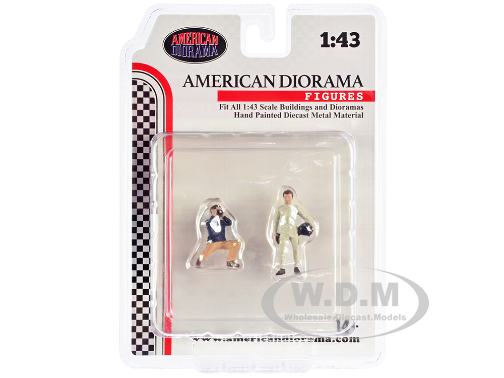 "Race Day" Two Diecast Figures Set 1 for 1/43 Scale Models by American Diorama