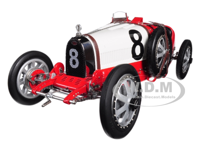 Bugatti T35 8 National Colour Project Grand Prix Switzerland Limited Edition To 300 Pieces Worldwide 1/18 Diecast Model Car By Cmc