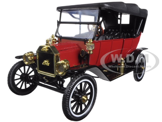 1915 Ford Model T Red with Black Soft Top 1/18 Diecast Model Car by Motorcity Classics