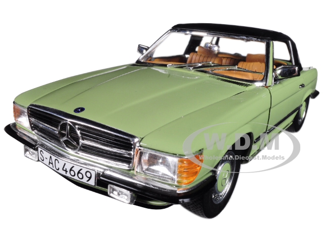 Image of 1977 Mercedes Benz 350 SL Coupe Closed Convertible Caledonia Green 1/18 Diecast Model Car by Sunstar
