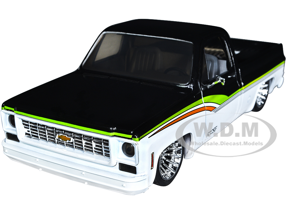 1973 Chevrolet Cheyenne Super 10 Pickup Truck Black and Bright White with Stripes FOOSE Design Limited Edition to 6550 pieces Worldwide 1/24 Diecast Model Car by M2 Machines