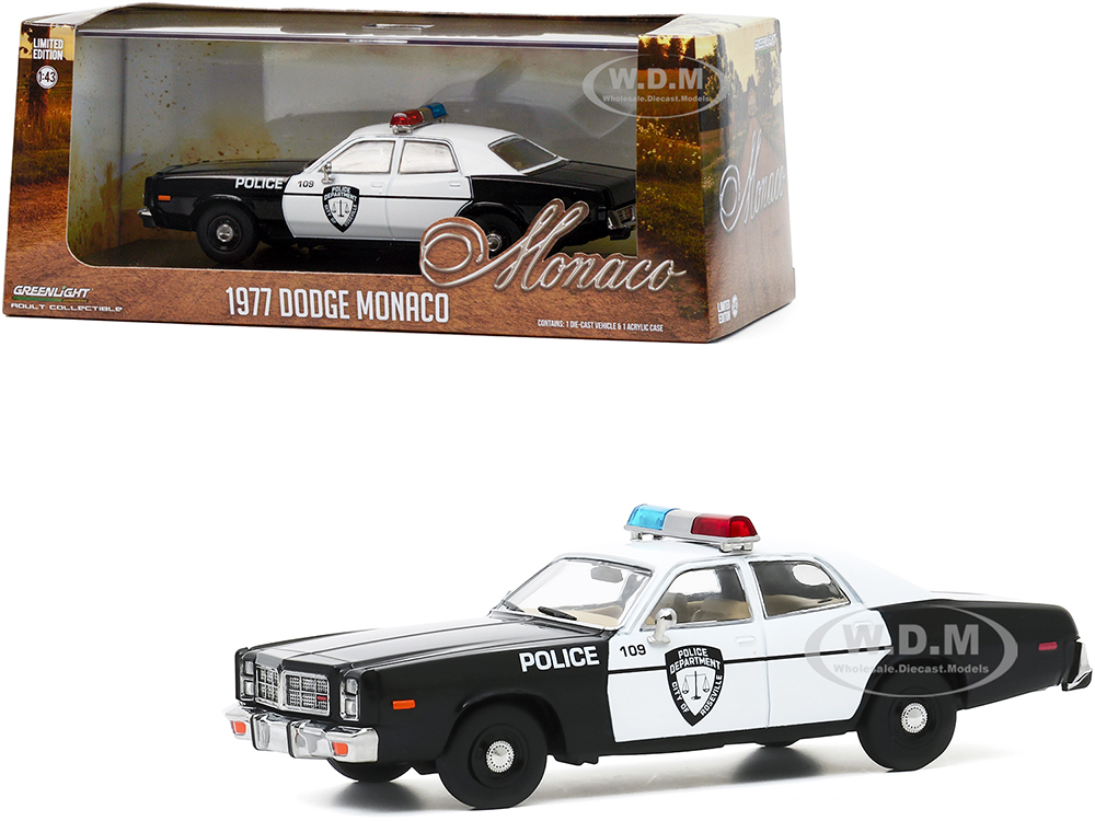 1977 Dodge Monaco White And Black Police Department City Of Roseville 1/43 Diecast Model Car By Greenlight