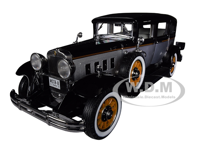 1931 Peerless Master 8 Sedan Black And Silver Limited Edition To 1500 Pieces Worldwide 1/18 Diecast Model Car By Autoworld