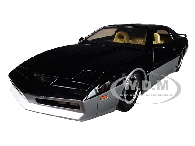 K.A.R.R. Black and Silver with Light "Knight Rider" (1982) TV Series "Hollywood Rides" Series 1/24 Diecast Model Car by Jada
