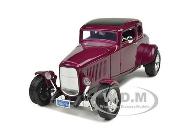 1932 Ford Five Window Coupe Burgundy 1/18 Diecast Model Car By Motormax