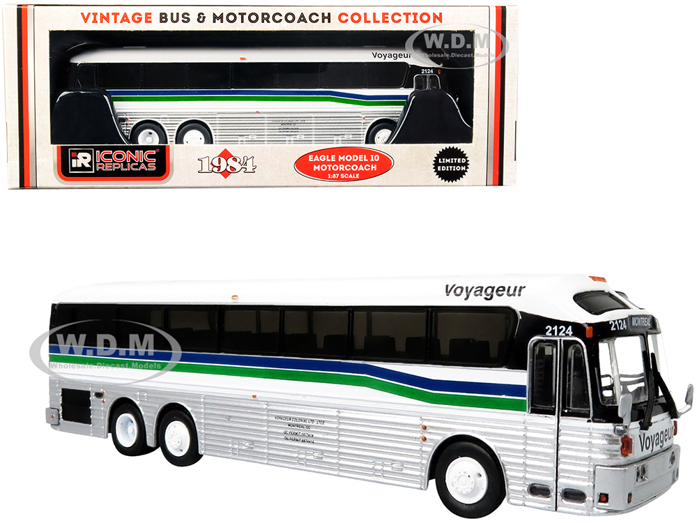 1984 Eagle Model 10 Motorcoach Bus "Montreal" (Canada) "Voyageur" "Vintage Bus &amp; Motorcoach Collection" 1/87 (HO) Diecast Model by Iconic Replica