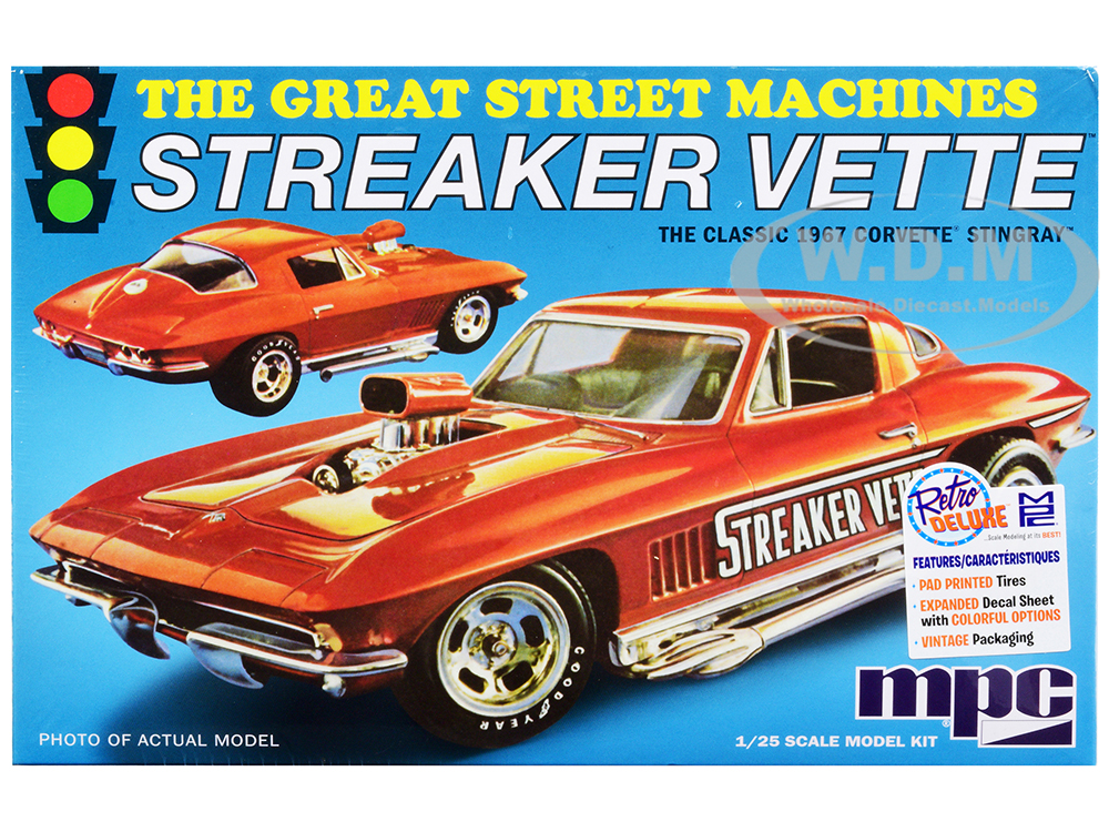 Skill 2 Model Kit 1967 Chevrolet Corvette Stingray Streaker Vette The Great Street Machines Series 1/25 Scale Model Car by MPC