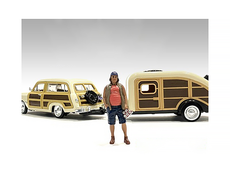 "Campers" Figure 2 for 1/24 Scale Models by American Diorama
