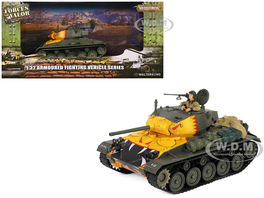 M24 Chaffee Light Tank Tiger Face 79th Tank Btn Han River South Korea (1950) United States Army Armoured Fighting Vehicle Series 1/32 Diecast Model by Forces of Valor