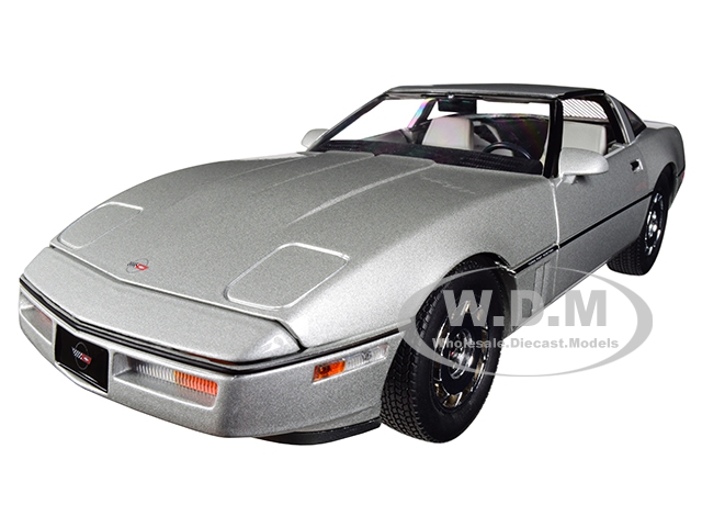 1984 Chevrolet Corvette C4 Convertible Silver "best Production Sports Car In The World" Vintage Ad Cars 1/18 Diecast Model Car By Greenlight