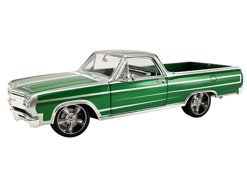 1965 Chevrolet El Camino Custom Calypso Green Metallic with Silver Graphics "Southern Kings Customs" Limited Edition to 210 pieces Worldwide 1/18 Die