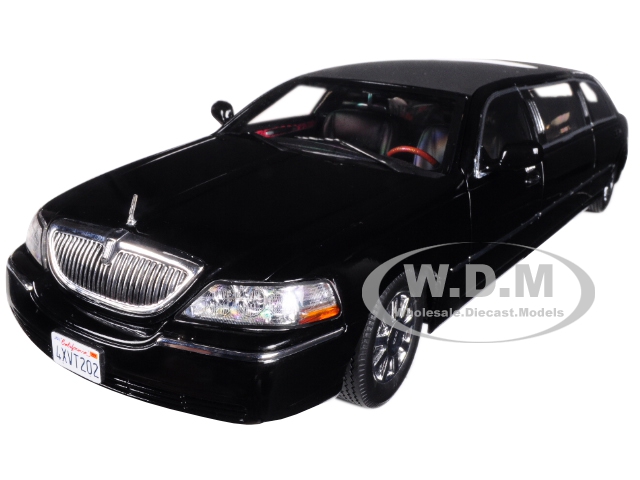 2003 Lincoln Town Car Limousine Black 1/18 Diecast Car Model By Sunstar