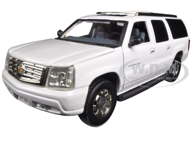 2004 Cadillac Escalade Esv Pearl White 1/32 Diecast Car Model By Signature Models
