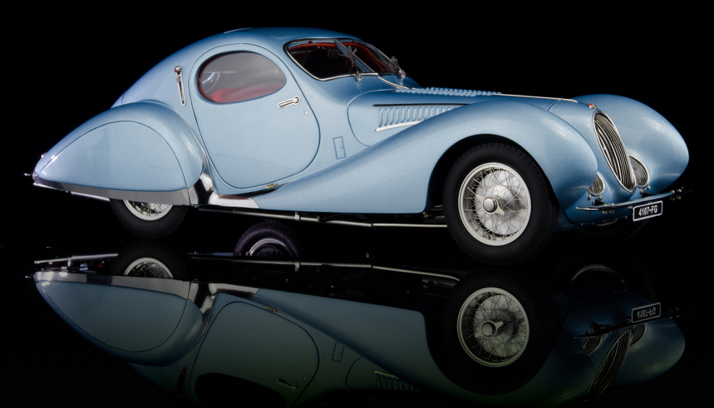 1937-1939 Talbot Lago T150 SS Figoni &amp; Falaschi "Teardrop" Coupe RHD (Right Hand Drive) Blue Metallic with Red Interior 1/18 Diecast Model Car by