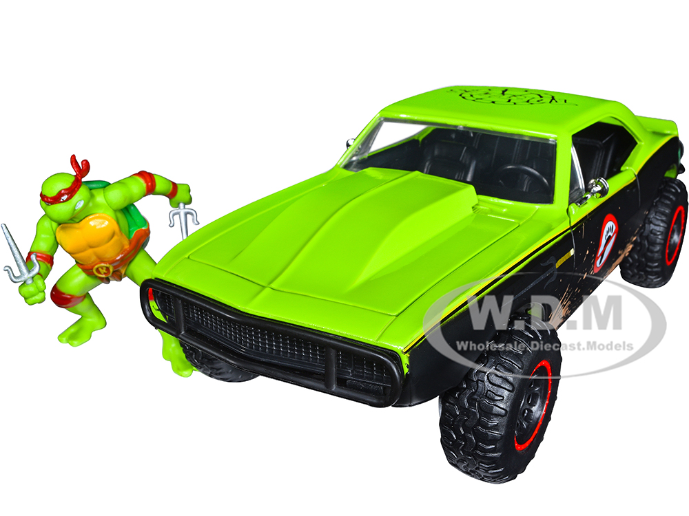 1967 Chevrolet Camaro Offroad Bright Green and Matt Black (Dirty Version) and Raphael Diecast Figure Teenage Mutant Ninja Turtles Hollywood Rides Series 1/24 Diecast Model Car by Jada