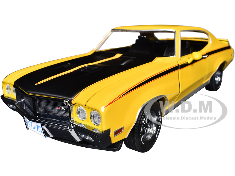 1970 Buick GSX Yellow with Black Stripes "American Collectibles" Series  1/18 Diecast Model Car by Sun Star