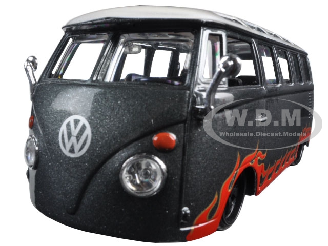 Volkswagen Van Samba Grey "outlaws" 1/25 Diecast Model Car By Maisto