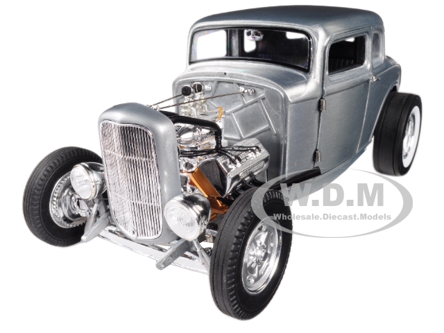 1932 Ford 5 Window Hot Rod Coupe Hammered Steel Limited Edition to 774 pieces Worldwide 1/18 Diecast Model Car by Acme