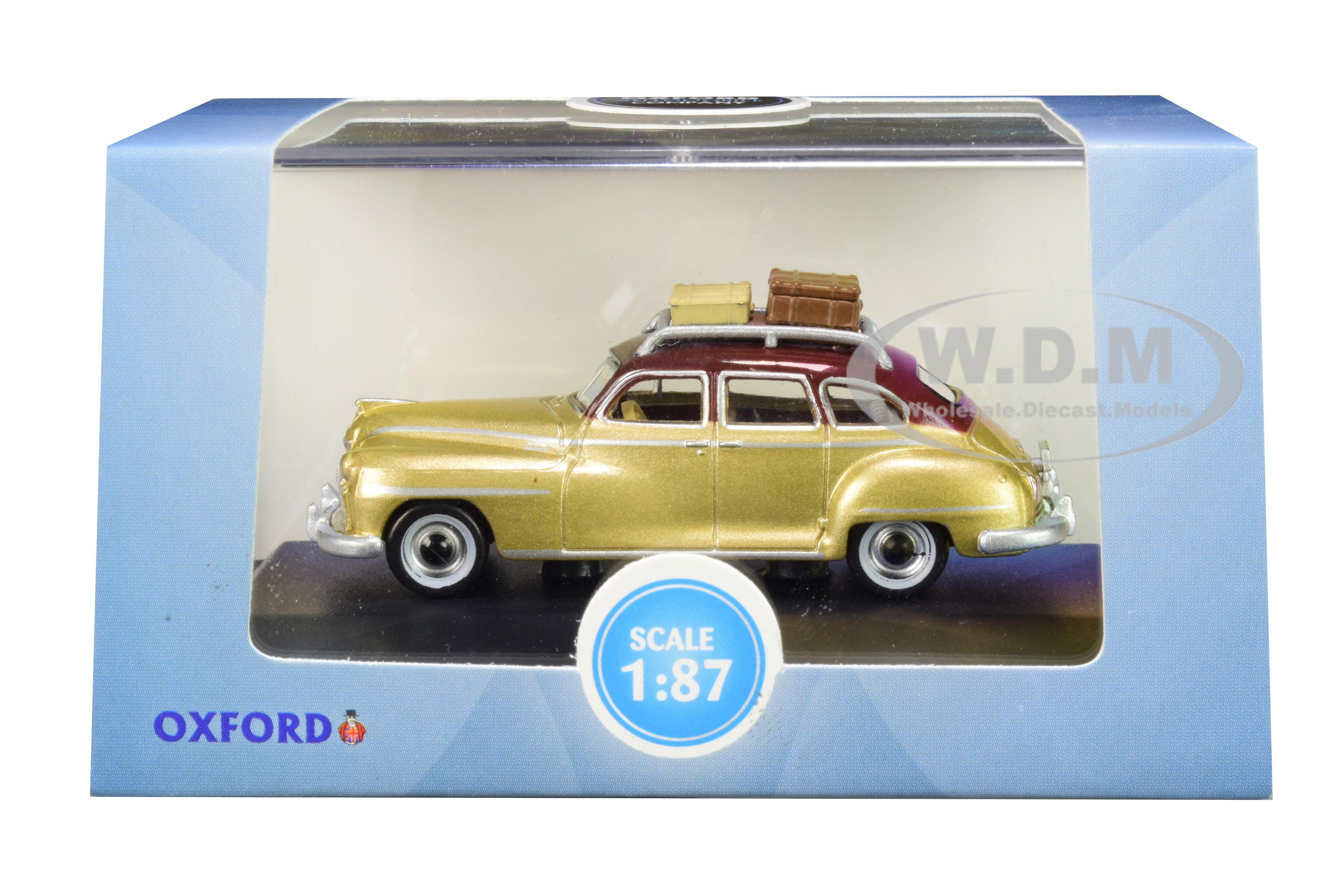 Image of 1946 DeSoto Suburban with Roof Rack and Luggage Trumpet Gold with Rhythm Brown Top 1/87 (HO) Scale Diecast Model Car by Oxford Diecast