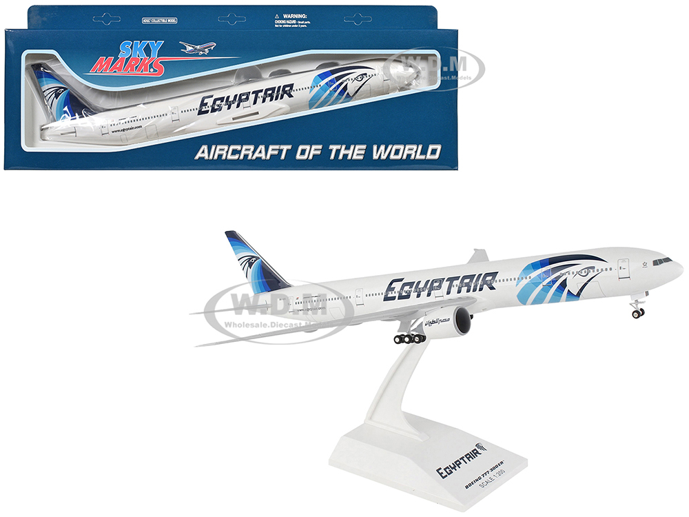 Boeing 777-300 Commercial Aircraft with Landing Gear EgyptAir (SU-GDL) White with Blue Tail (Snap-Fit) 1/200 Plastic Model by Skymarks