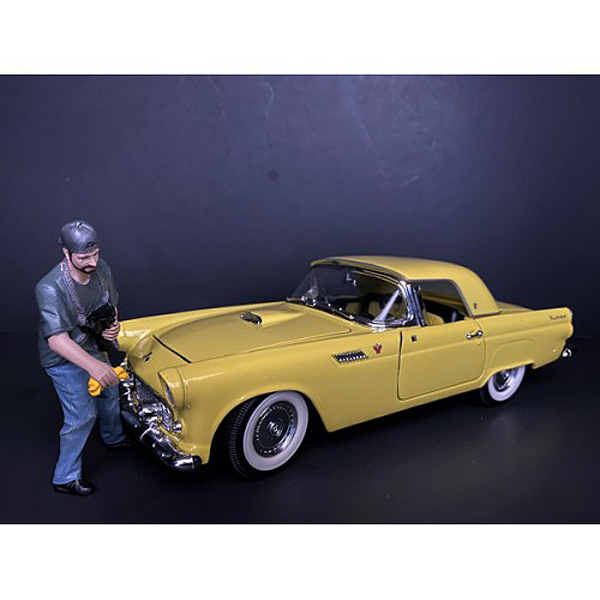 "Weekend Car Show" Figurine VII for 1/18 Scale Models by American Diorama