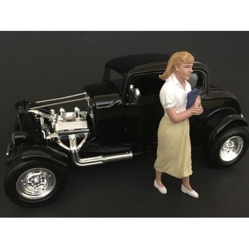 Image of 50s Style Figurine VIII for 1/18 Scale Models by American Diorama